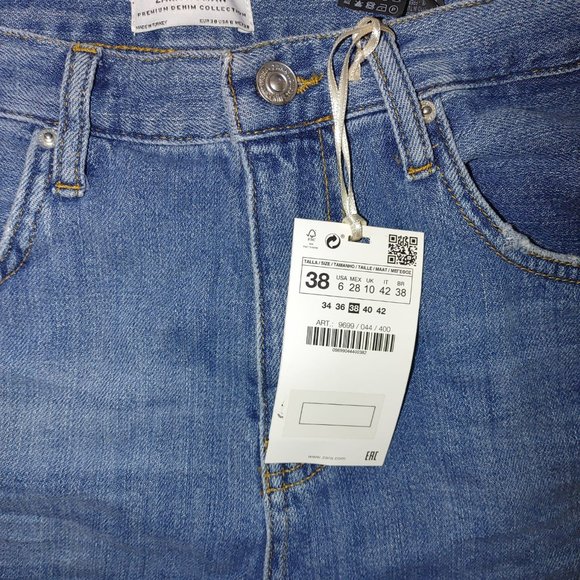 NWT Zara Flare high waisted Malibu Jeans. 6 - Picture 5 of 7